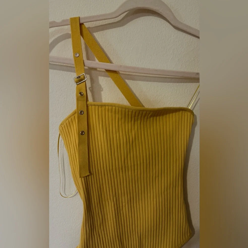 Zara Sunny Yellow Ribbed Top - Picture 3 of 4